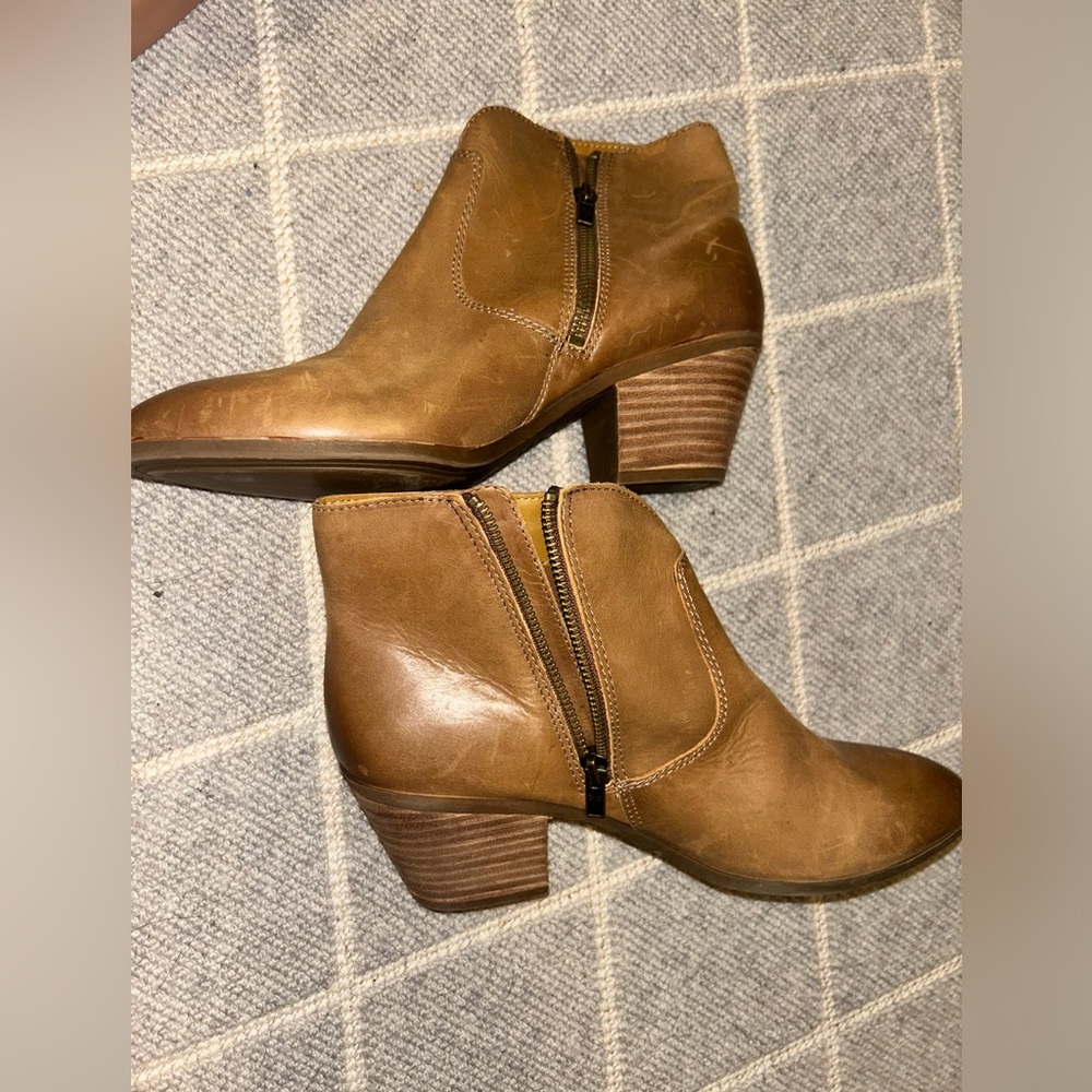 Vguc FRYE boots 8.5